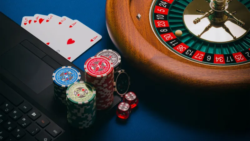 The Hidden Math That's Draining Your Casino Bankroll — And the Table Variants That Actually Work in Your Favor